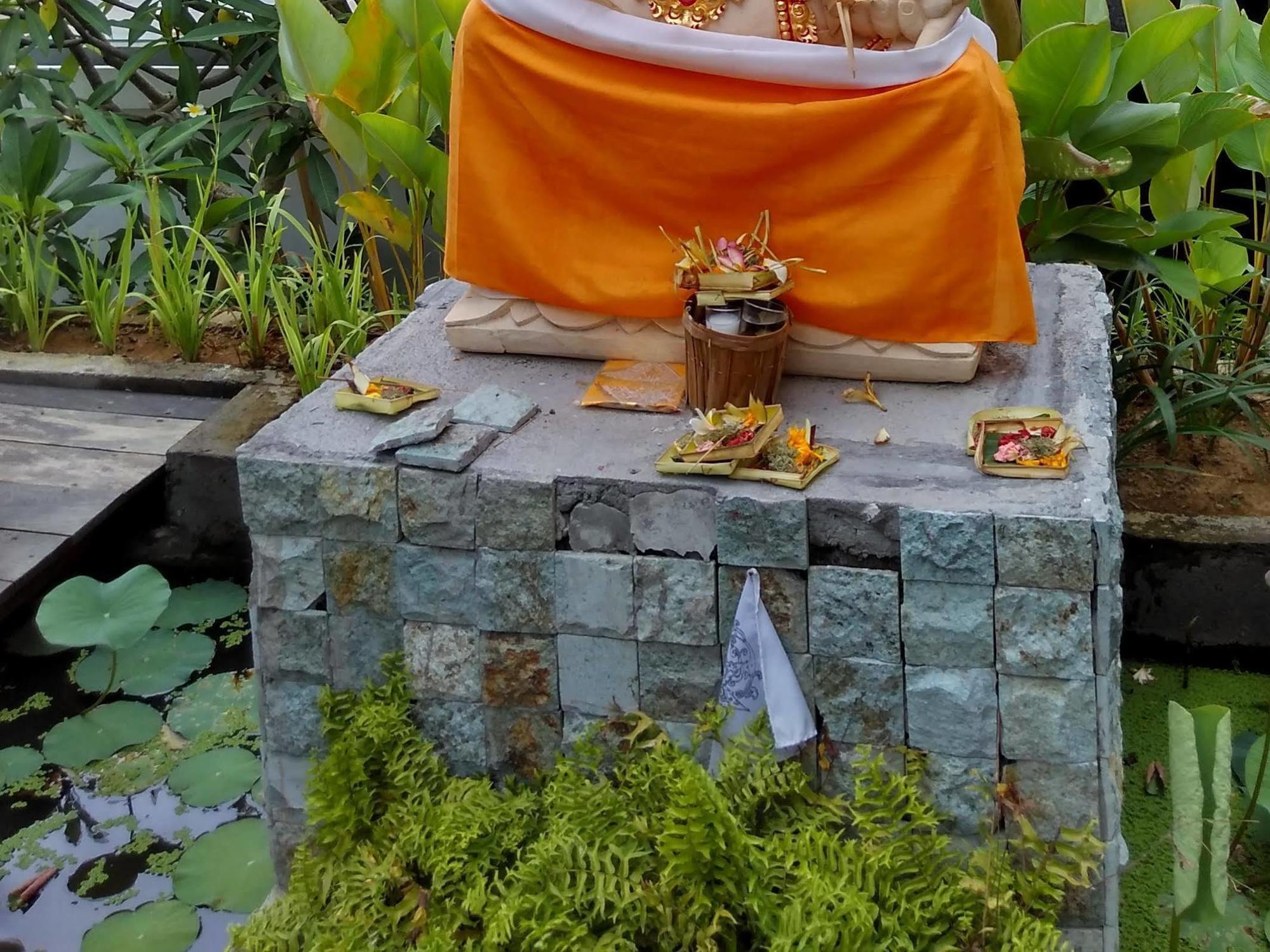 Lotus Villa Ubud By Mahaputra Екстериор снимка